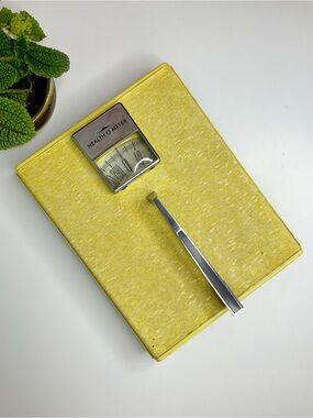 MIDCENTURY Health-O-Meter Butter Yellow Bathroom Scale